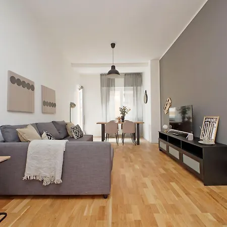 Appartamento Domus Parisi By Domus Dimore Roma