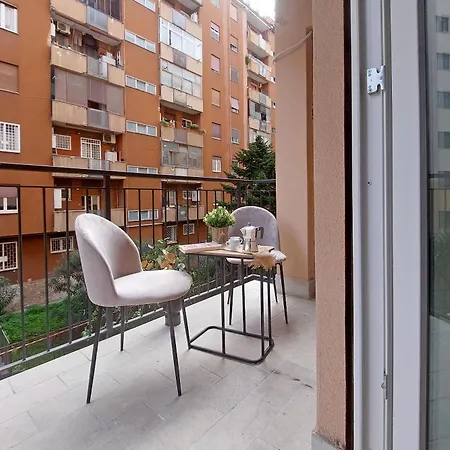Domus Parisi By Domus Dimore *